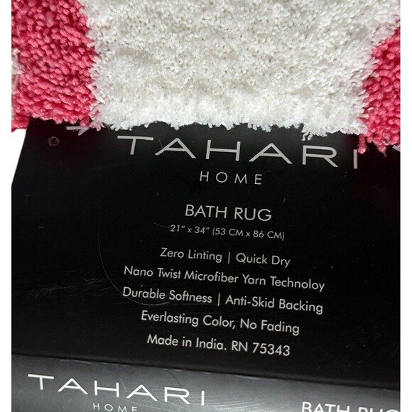 TAHARI Coquette Bow Bath Mat 21” X 34” - Picture 3 of 5